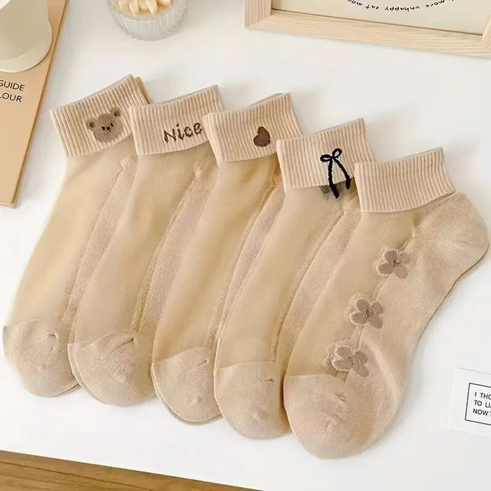 Women's Cartoon Teddy Bear Ankle Socks – Fashionable & Comfortable Footwear - Image 18